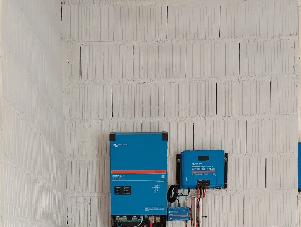 Instalación solar fotovoltaica aislada para autoconsumo