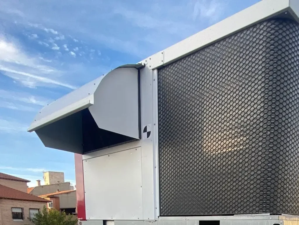 Sustitución de equipos rooftop y conductos en edificio